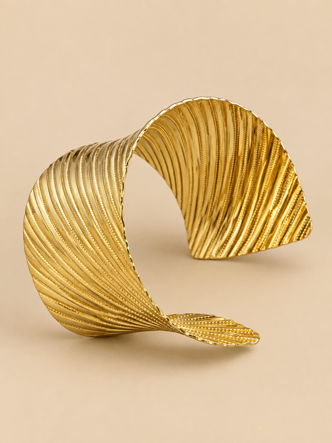 Churiwalan Tarangika Cuff Bracelet